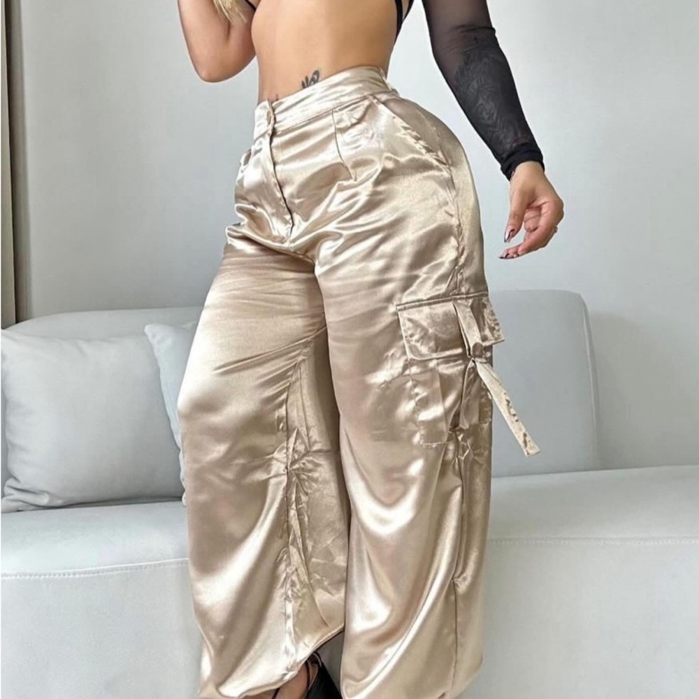 Zara Satin Cargo Pants in Champagne , size 26
